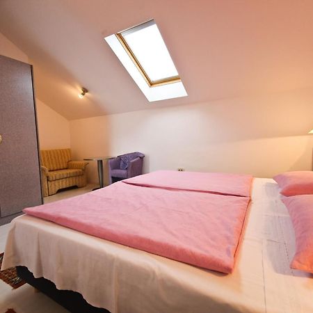Apartments Villa Ana ツァヴタット エクステリア 写真